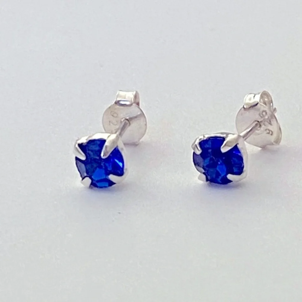 925 Silver blue cz earrings 5mm cubic zirconia stone stunning - Picture 3 of 7